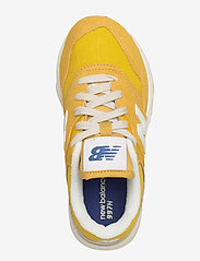 New Balance - PR997HBR - low-top sneakers - yellow - 2