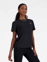 New Balance Athletics T-shirt (NBAWT41253) - T-Shirts