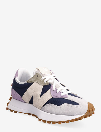 new balance violetas