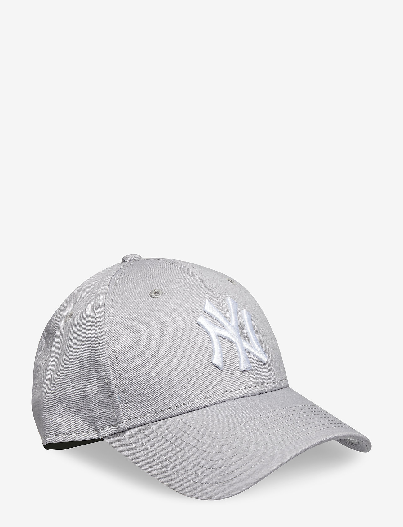 940 hats