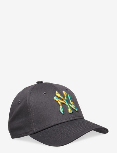 New Era | Trendy collections at Boozt.com