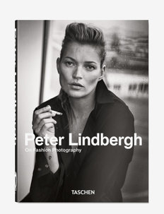 Peter Lindbergh. On fashion photography - 40 series - dzimšanas diena - black