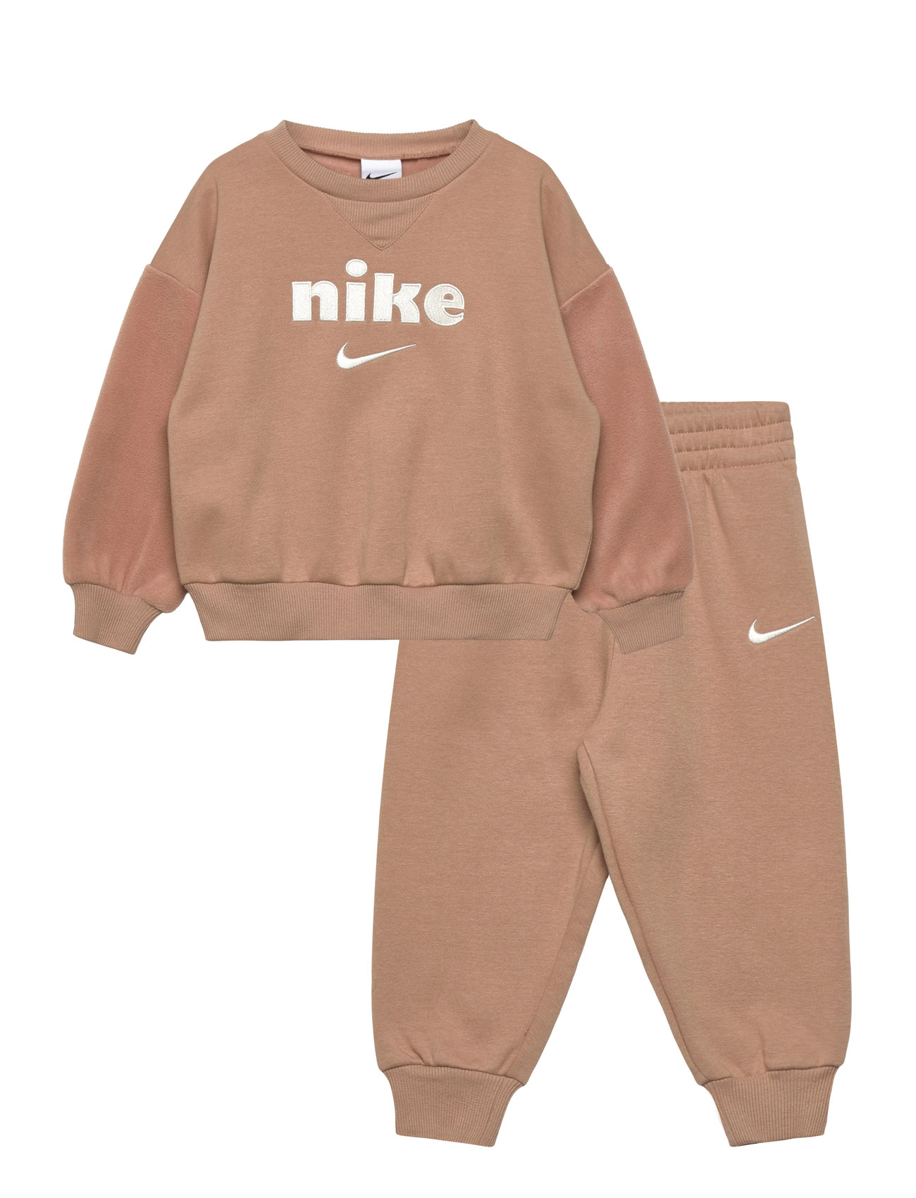NIKE F8-Fleece Hose Set Beige - 116/122 - Kinder