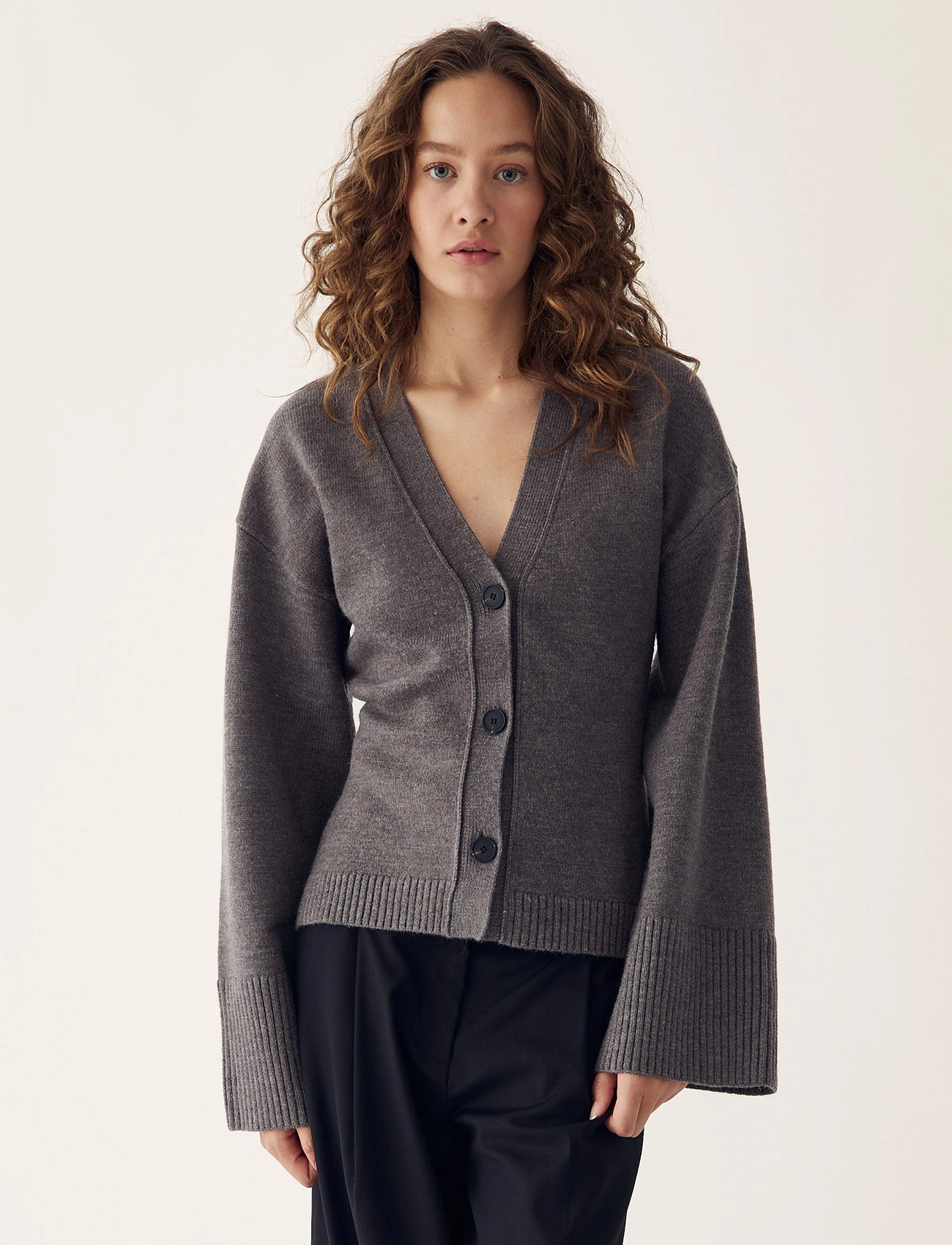Noella Lenyx Knit, L, Grey, Strik > Cardigans, Dame