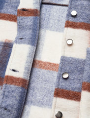 Noella - Viksa Jacket Short Wool - winter jackets - navy/brown checks - 4