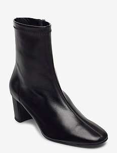 Notabene | Stort utbud av nya styles | Anca (Black Leather) (4600 kr) NOTABENE |