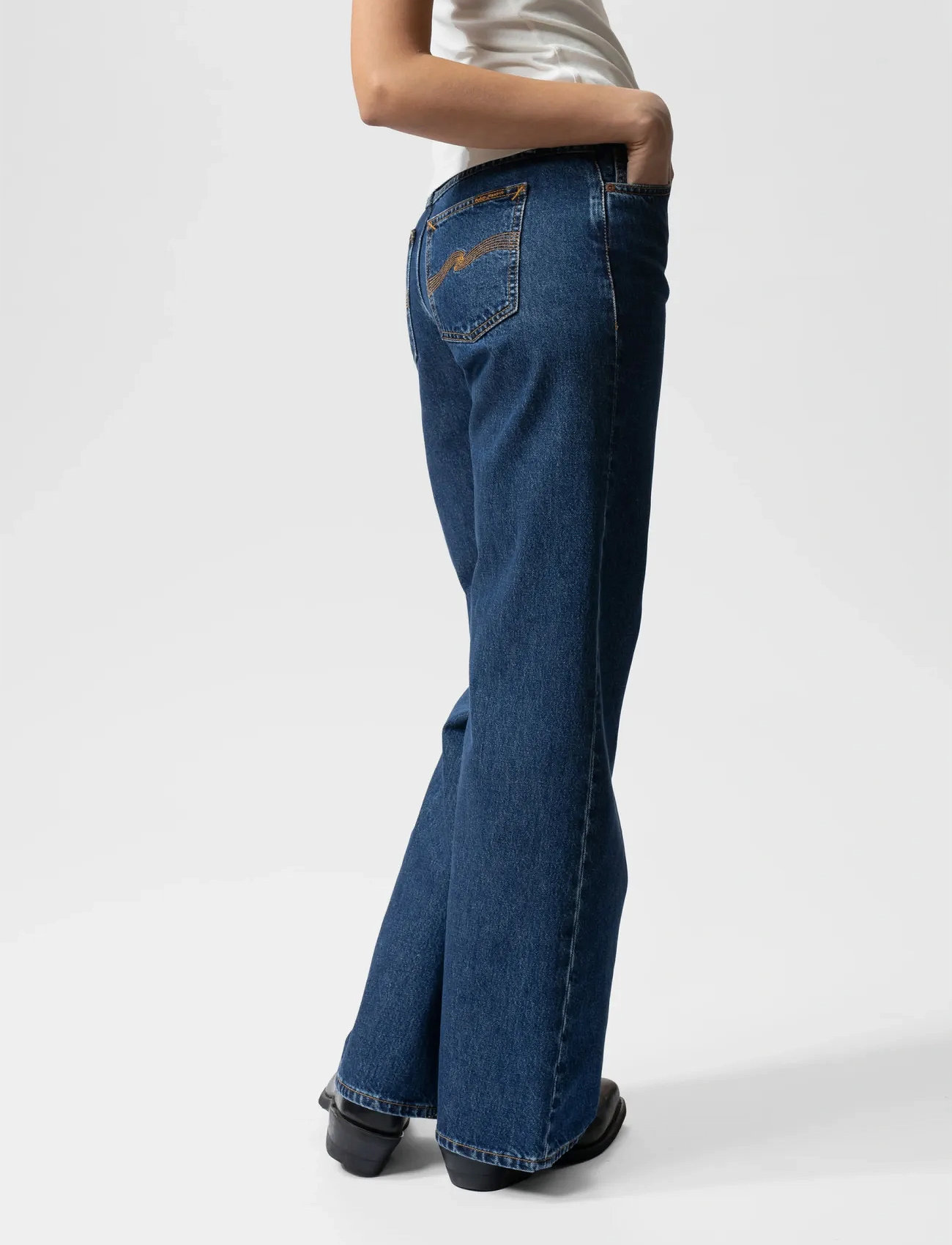 Nudie Jeans Wide Heidi Evening Jazz, W27 x 32, Navy, Jeans > Vidde, Dame