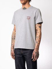 Nudie Jeans - Roy Logo Tee - basic t-shirts - greymelange - 3