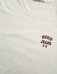 Nudie Jeans - Roy Logo Tee - basic t-shirts - offwhite - 5