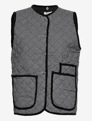 nué notes - Carly Vest - down- & padded jackets - black - 2