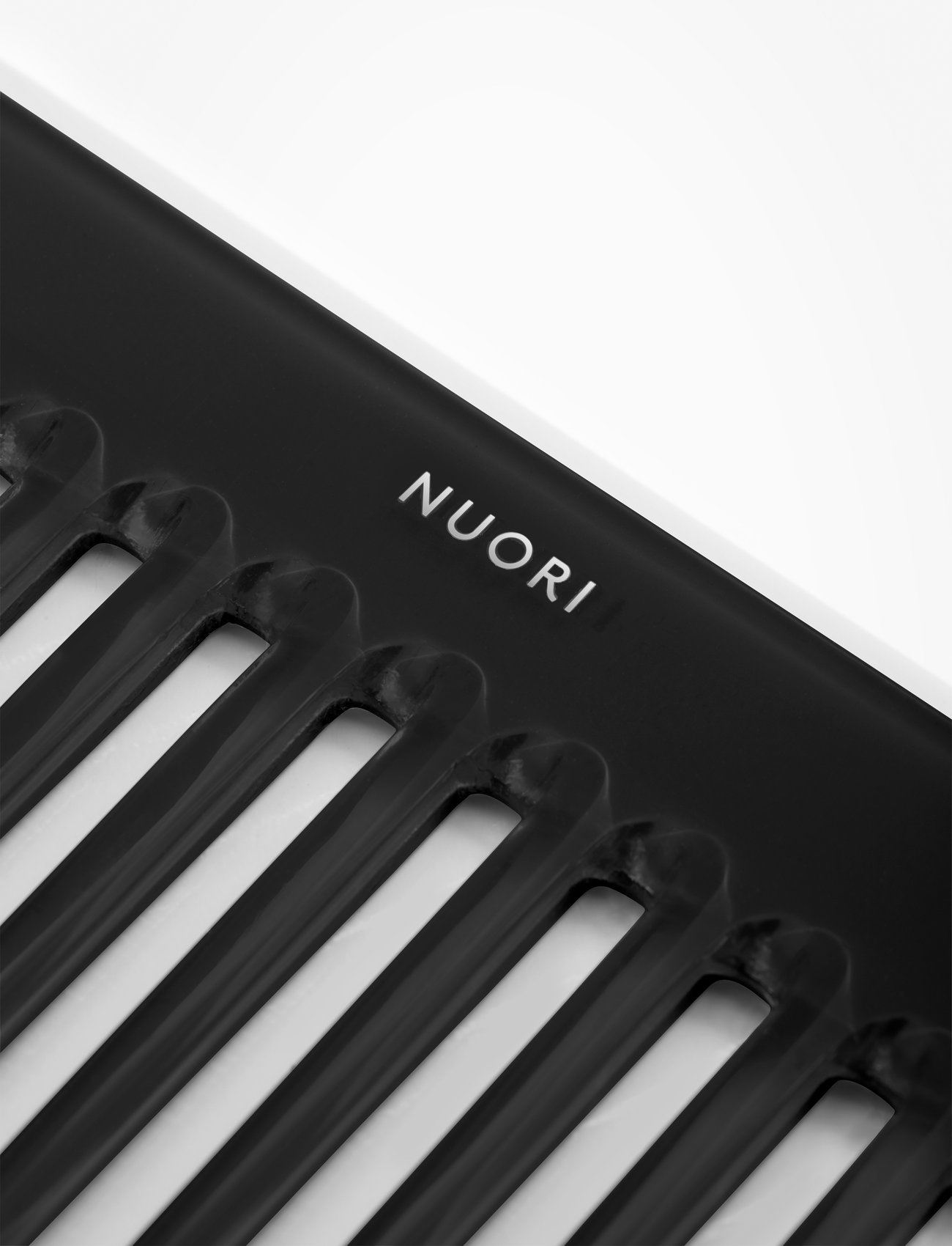 Nuori Nuori Detangling Comb - Black, One Size, Black, Styling > Kamme Og Børster, Herre