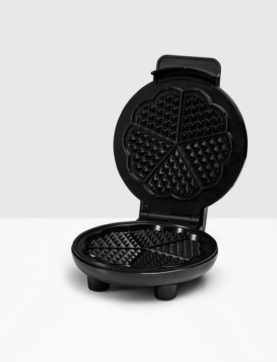 obh nordica waffle maker