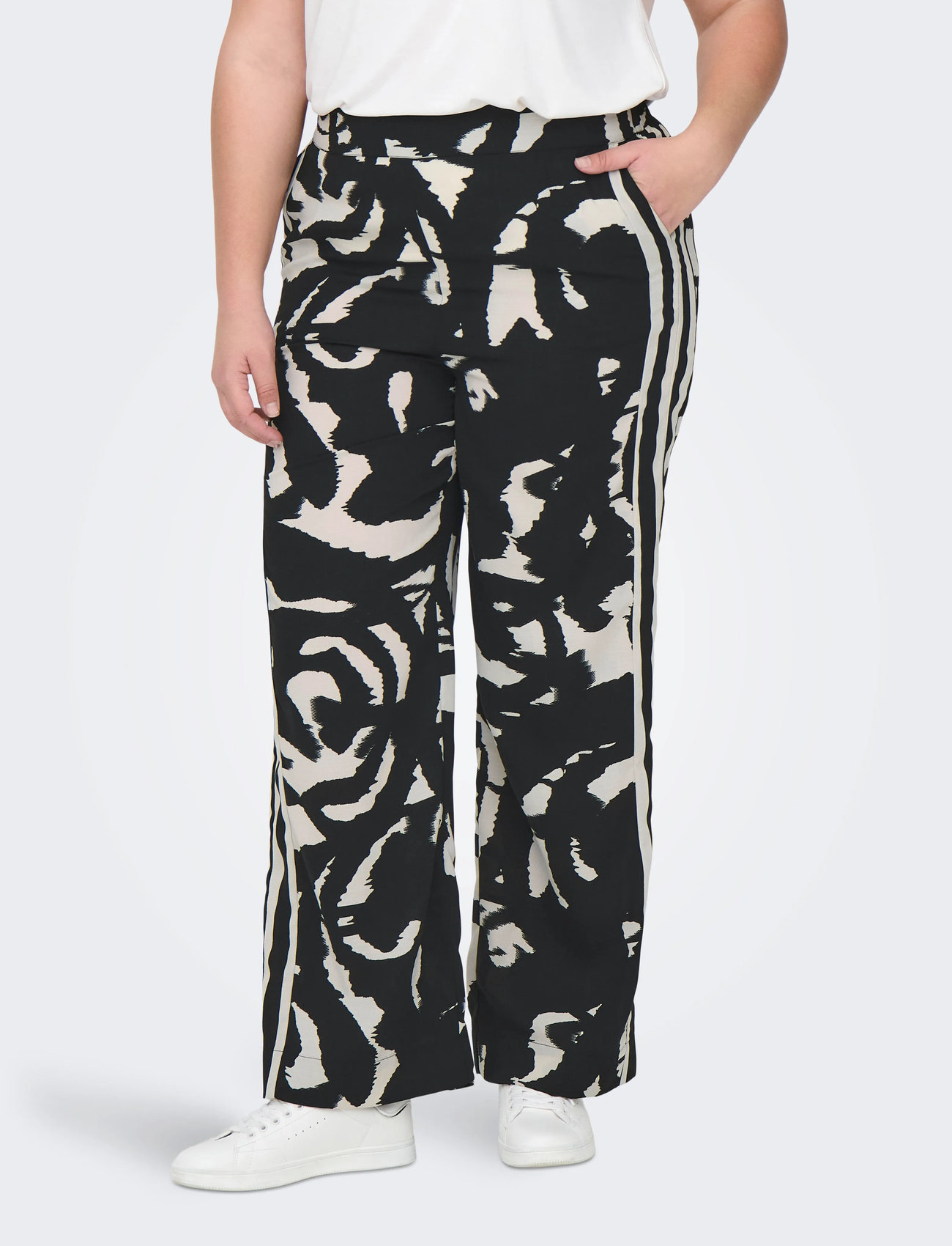 ONLY Carmakoma Carnicon Life Wide Pants Aop, 44, Black, Bukser > Brede Ben, Dame
