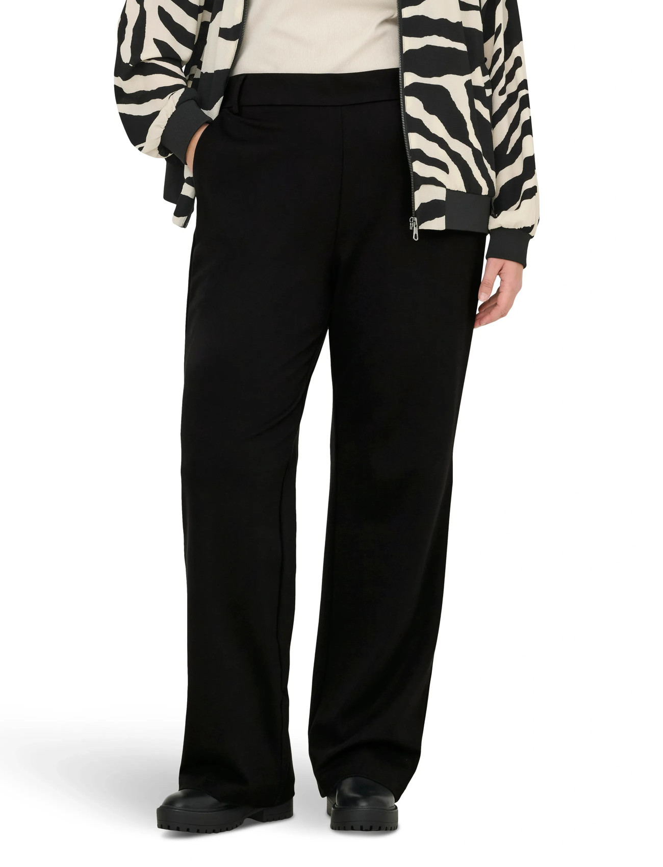 ONLY Carmakoma Cargoldtrash Life Mw Straight Pant Noos, 42 x 32, Black, Bukser > Lige Ben, Dame