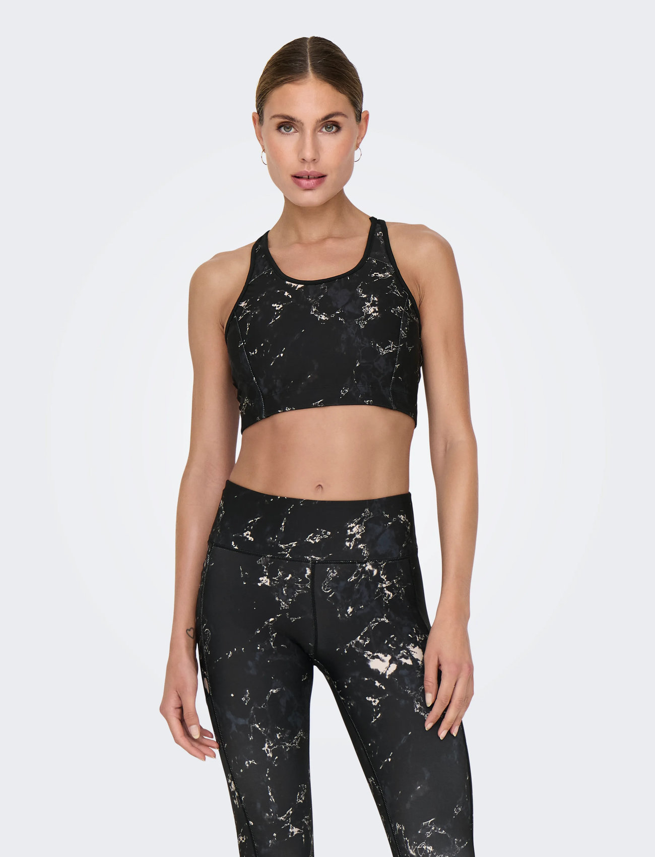 Only Play Onpspace-2 Life Reverse Sports Bra Noos, M, Black, Women Sports Clothes > Sports Bras - All, Dame