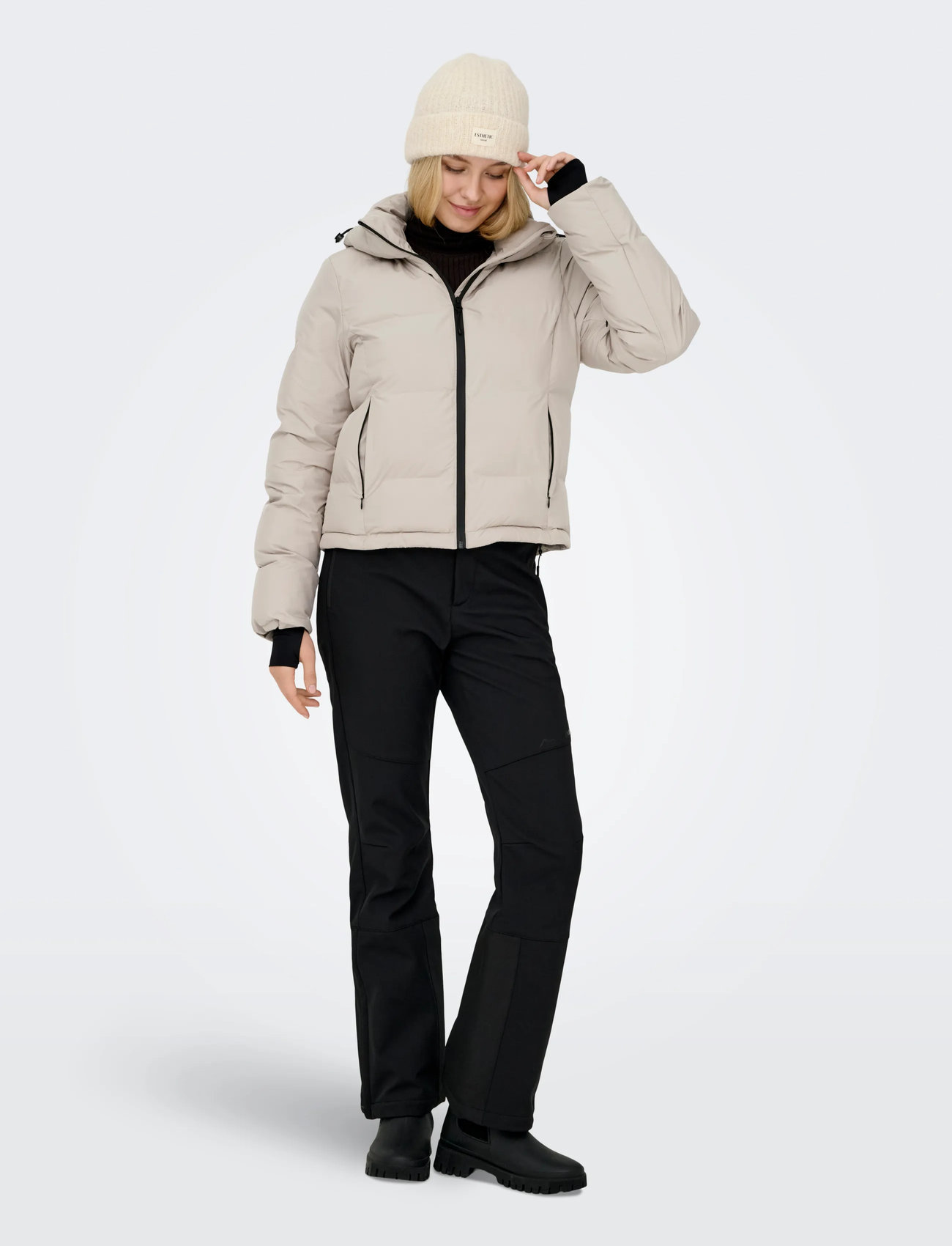 Only Play Onpmaria Premium Short Puffer Otw, L, Beige, Sport Jackets > Sport Padded Jackets, Dame