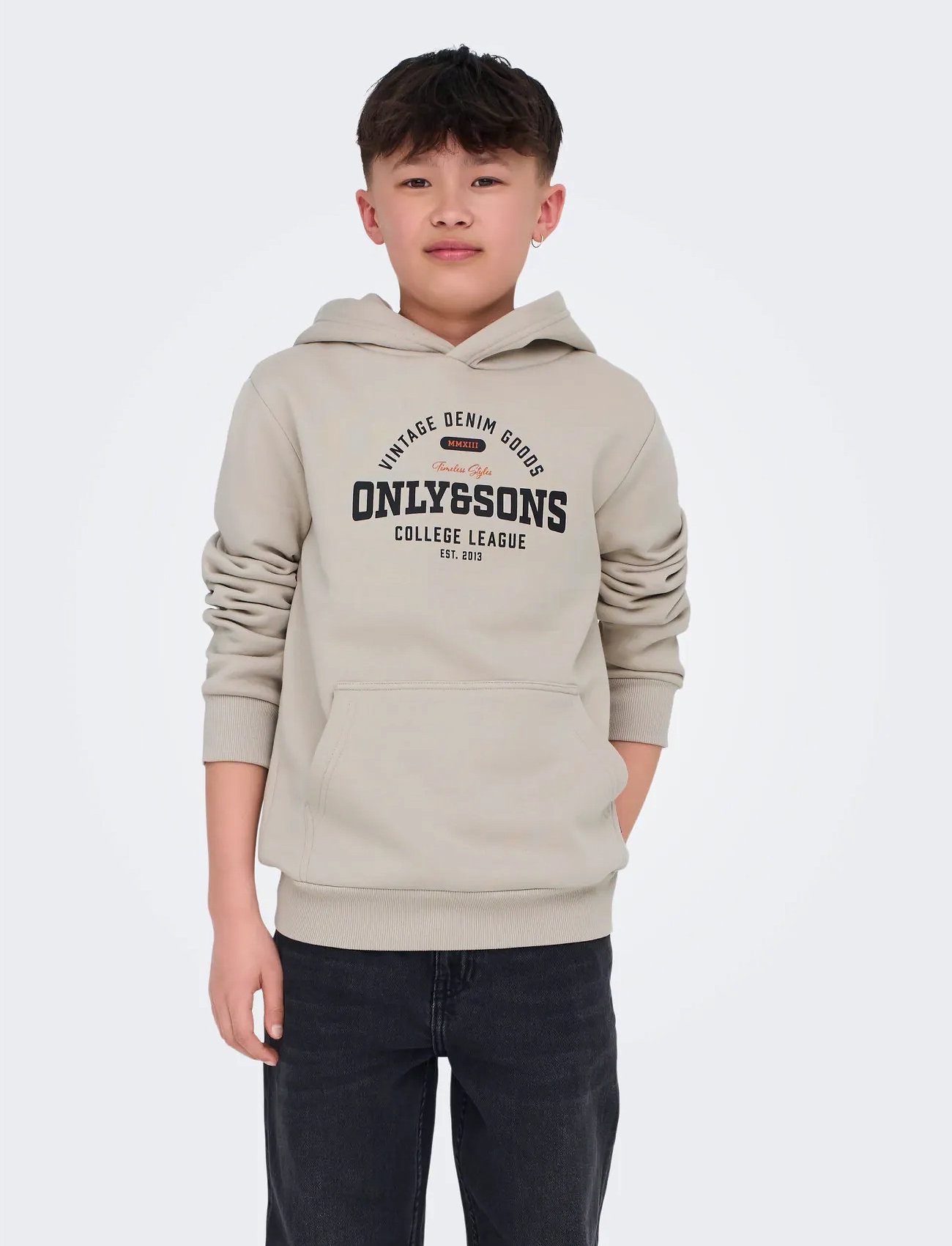 ONLY & SONS Osjceres Reg Vintage Print Hood Swt Noos, 134-140, Cream, Sweatshirts & Hættetrøjer > Hættetrøjer, Børn