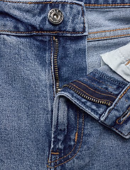 ONLY Onlemily Life Hw St Cr An Mae06 - Straight jeans | Boozt.com