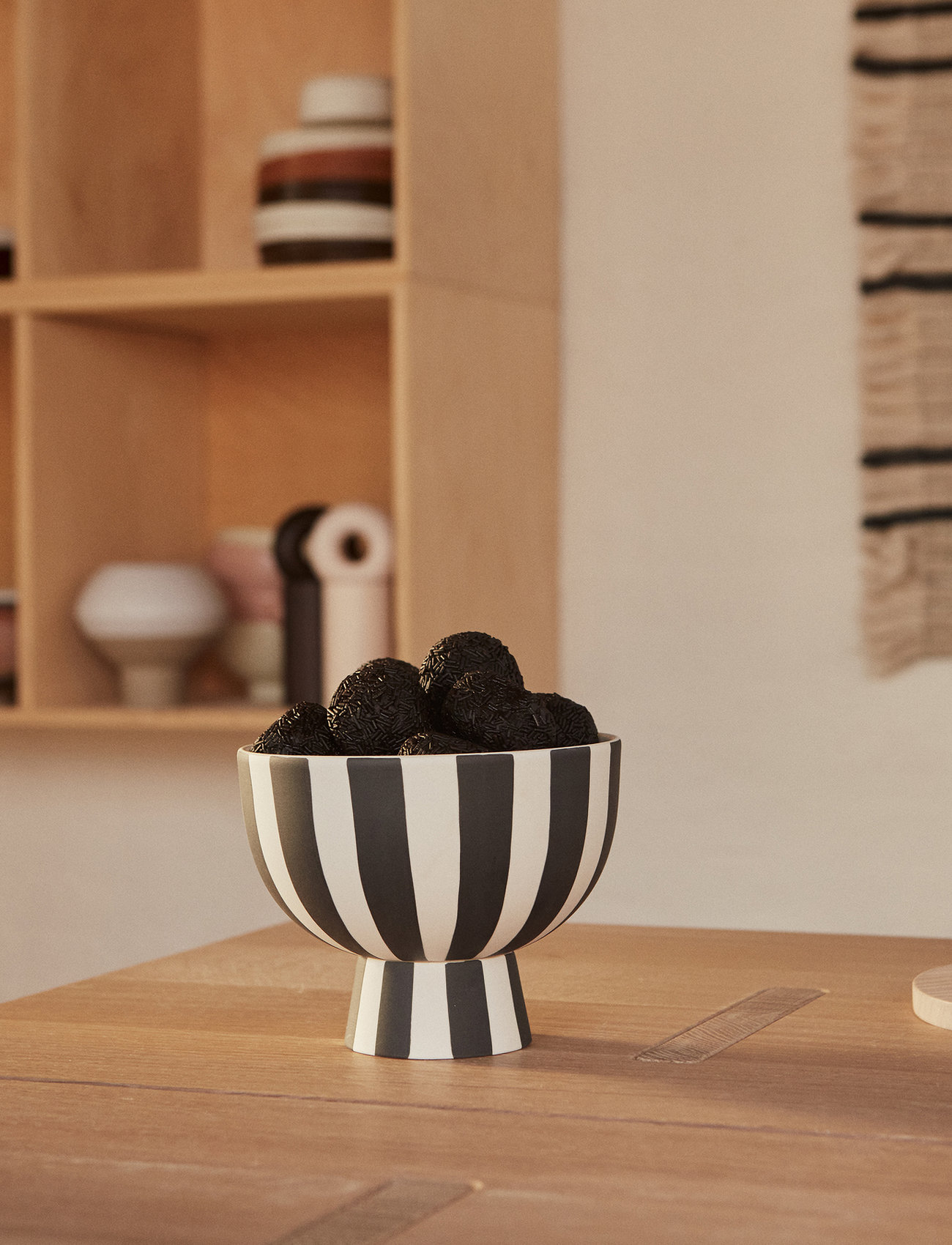 OYOY Living Design Toppu Mini Bowl, Ø 16 cm, Black, Vaser > Store Vaser, Unisex