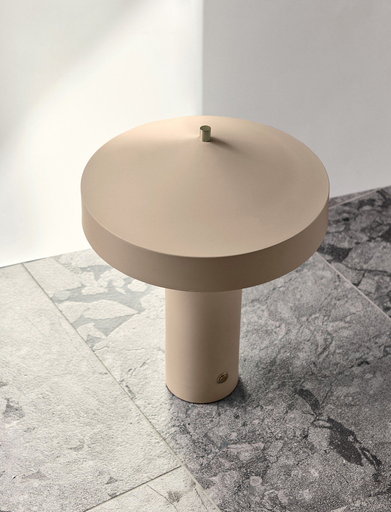 OYOY Living Design Hatto Table Lamp, One Size, Beige, Lamper > Bordlamper, Unisex
