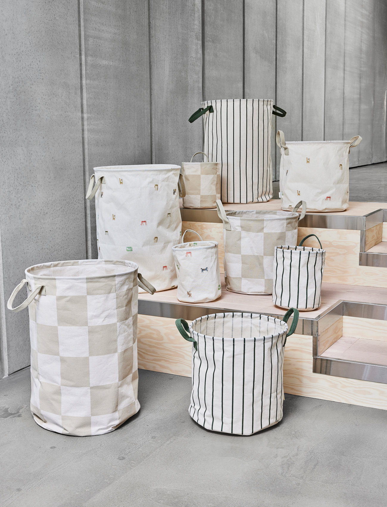 OYOY Living Design Chess Laundry/Storage Basket - Large, 54X54X38 cm x 54, Beige, Opbevaring > Vasketøjskurve, Unisex