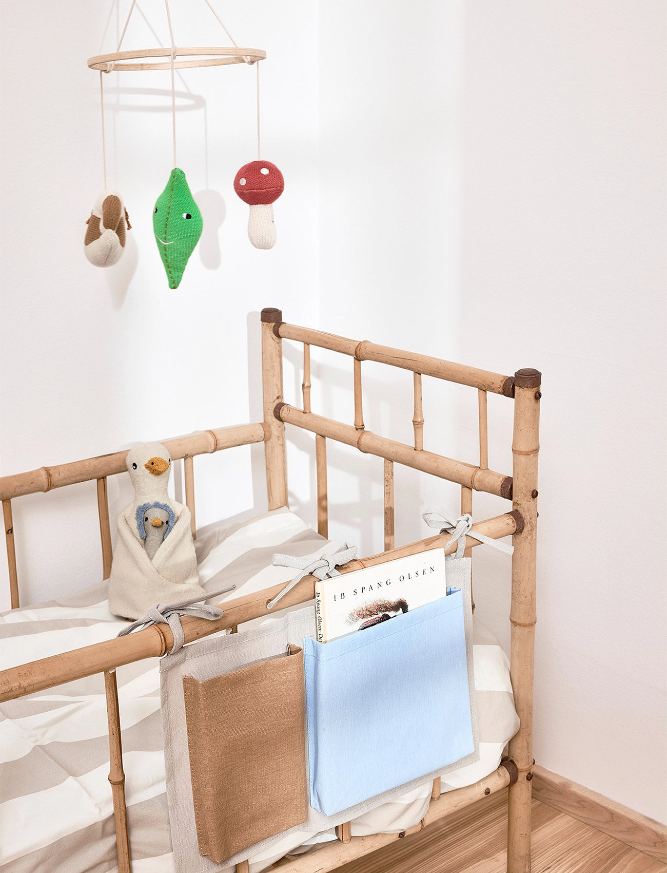 OYOY MINI Saga Bed Storage, 24X40X2 cm, Blue, Søvntid > Tilbehør Til Sengen, Børn