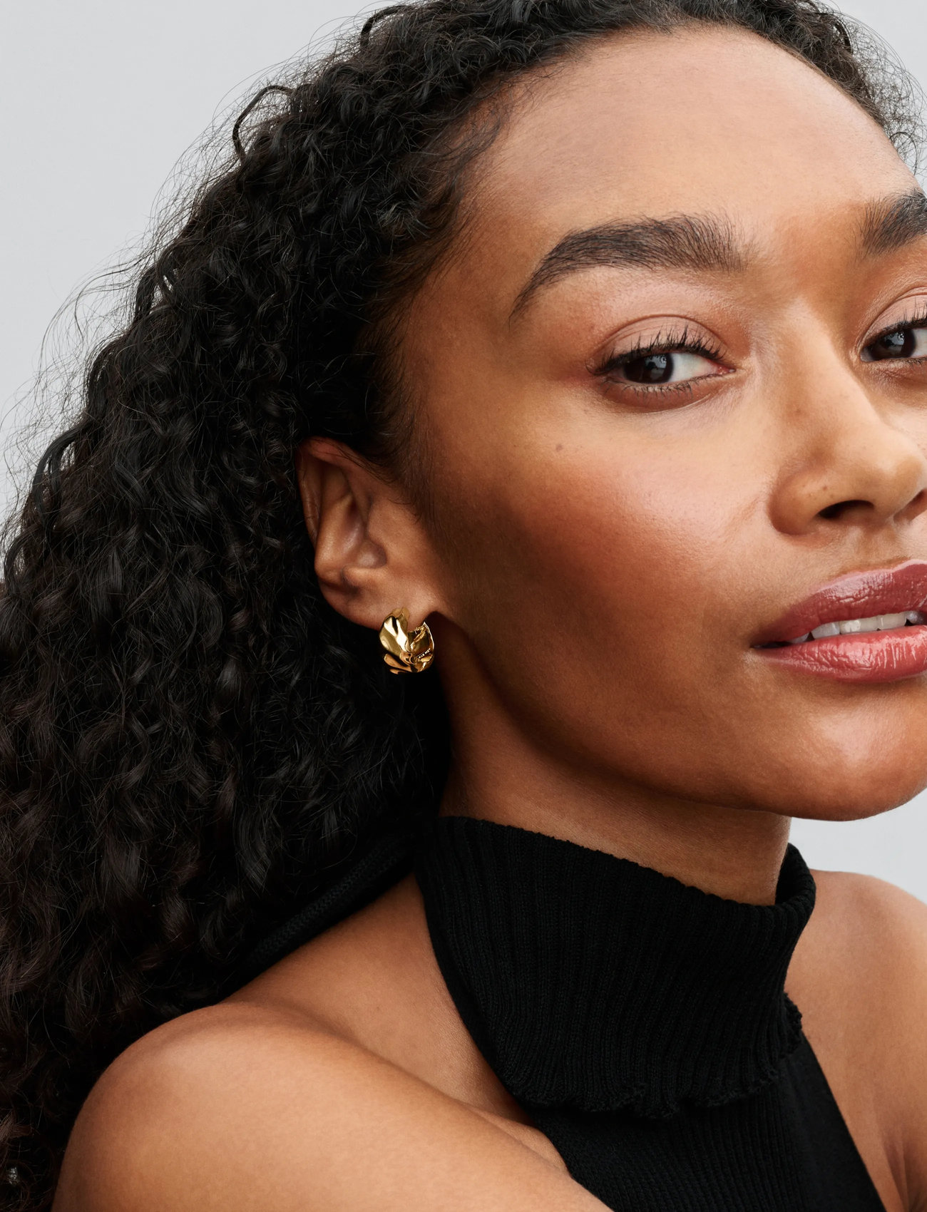 Pandora Rippled 14K Gold-Plated Hoop Earrings, One Size, Gold, Øreringe > Creoler, Dame