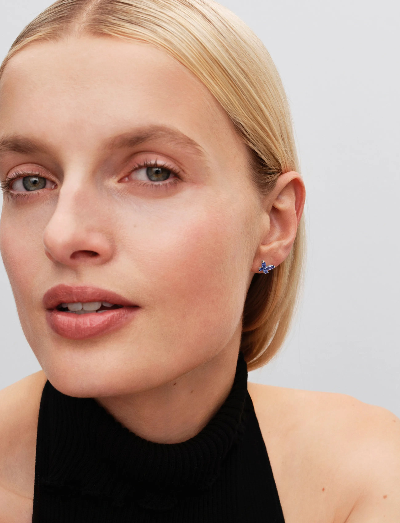 Pandora Butterfly Sterling Silver Stud Earrings With Cornflower Blue Crystal, One Size, Blue, Øreringe > Ørestikker, Dame