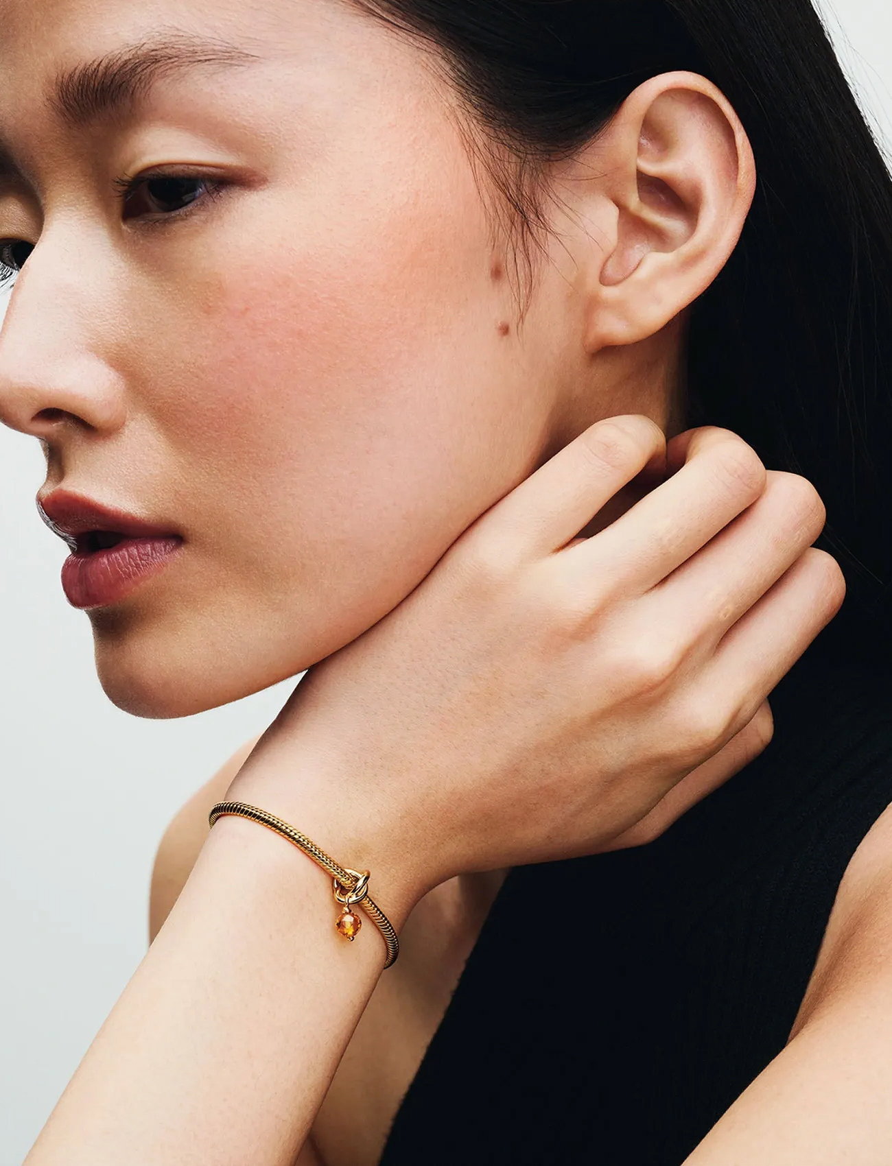 Pandora 14K Gold-Plated Dangle With Honey Coloured Crystal, One Size, Gold, Smykker > Vedhæng, Dame