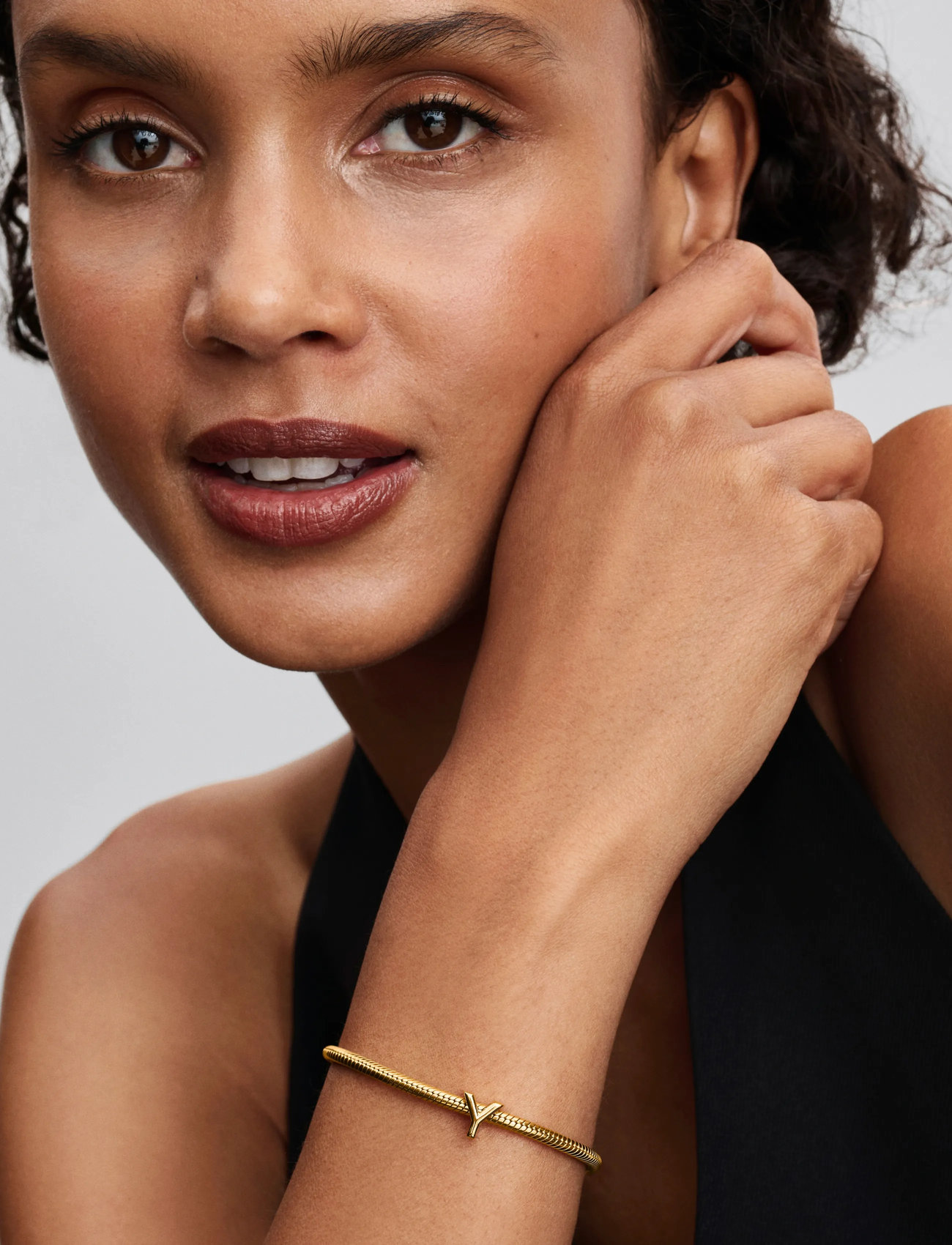 Pandora Letter Y 14K Gold-Plated Charm, One Size, Gold, Smykker > Vedhæng, Dame