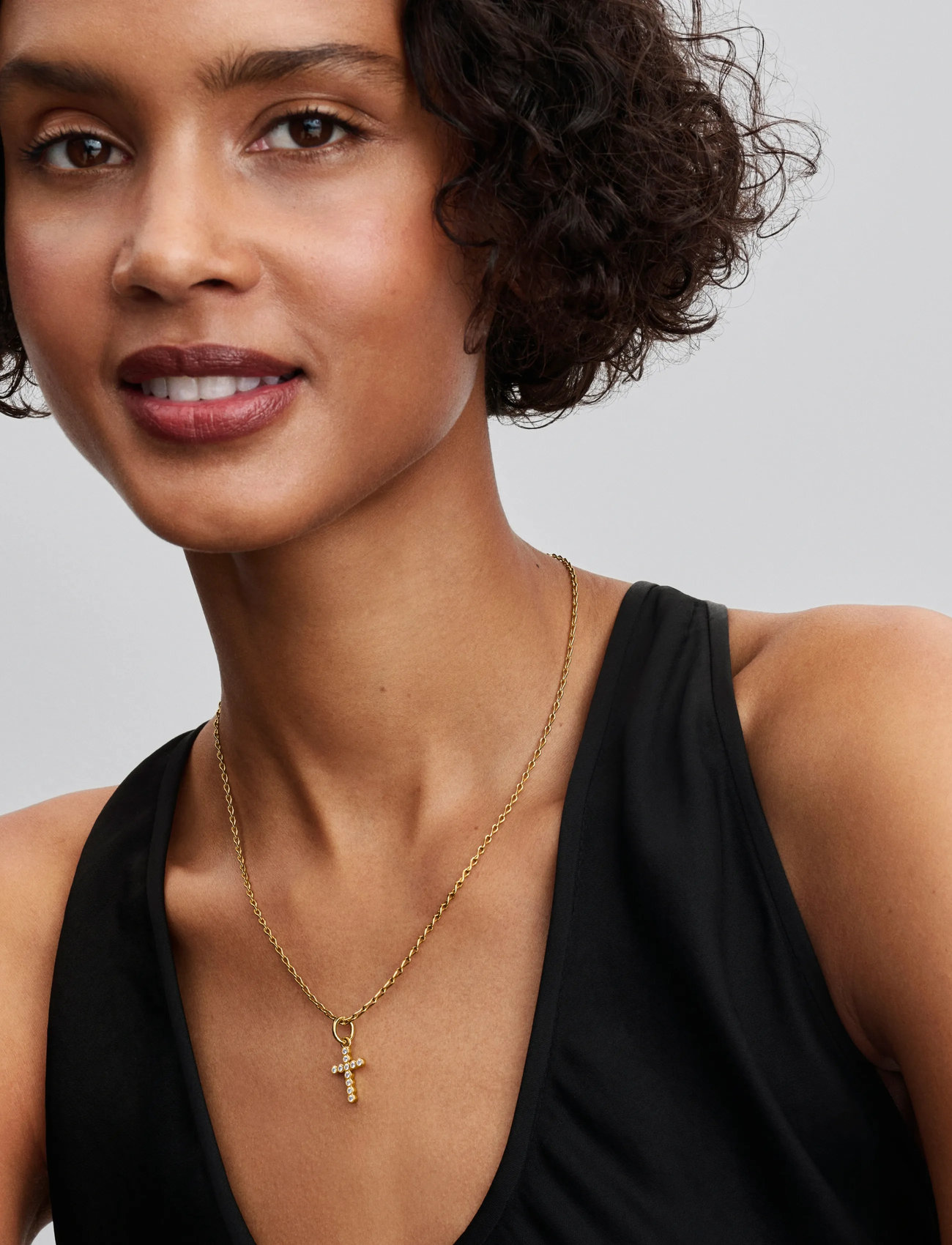 Pandora Cross 14K Gold-Plated Dangle With Clear Cubic Zirconia, One Size, Gold, Smykker > Vedhæng, Dame