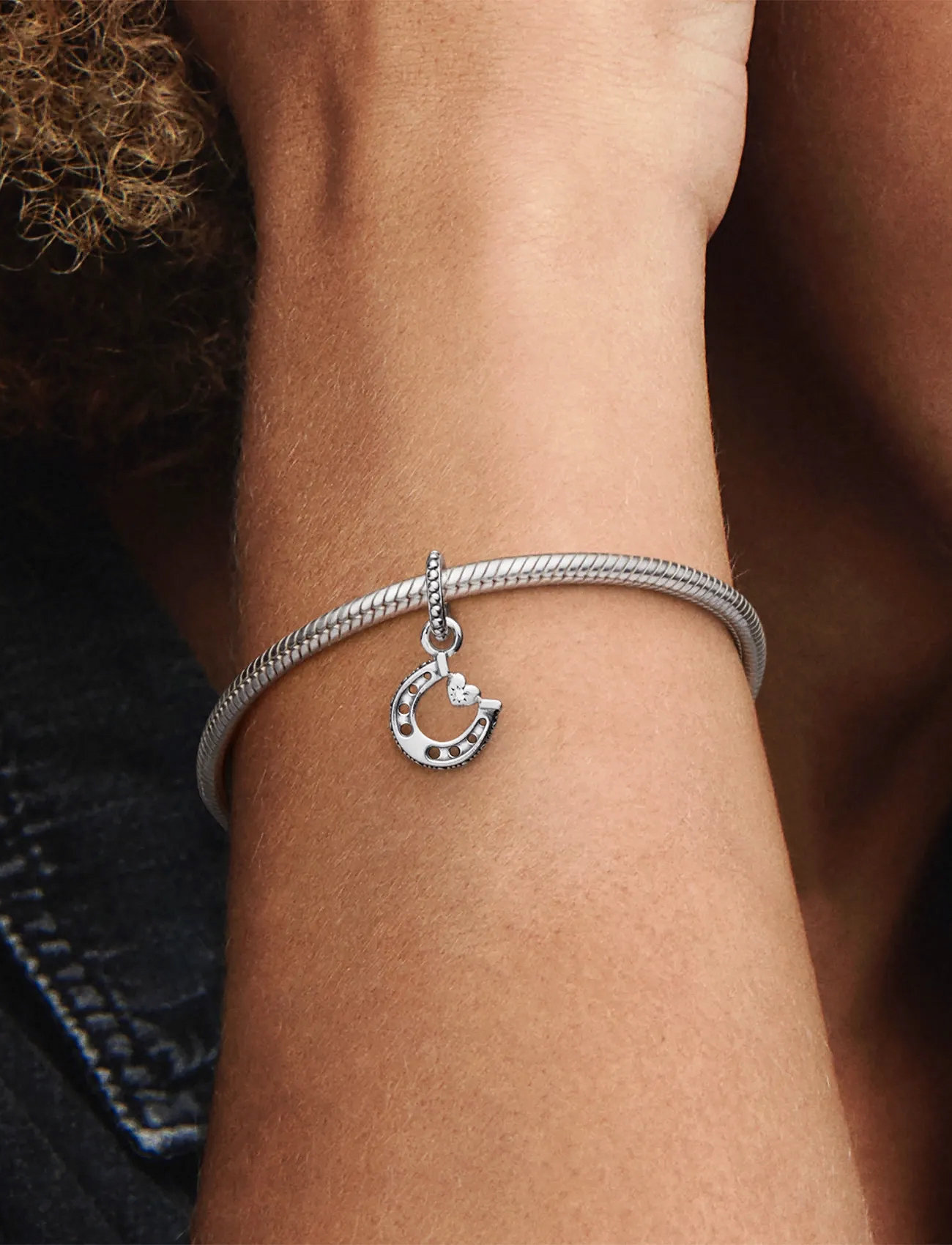 Pandora Horseshoe And Heart Sterling Silver Dangle With Clear Cubic Zirconia, One Size, Silver, Smykker > Vedhæng, Dame