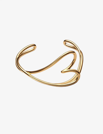 Heart 14k gold-plated open bangle