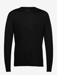 nike long sleeve outfit
