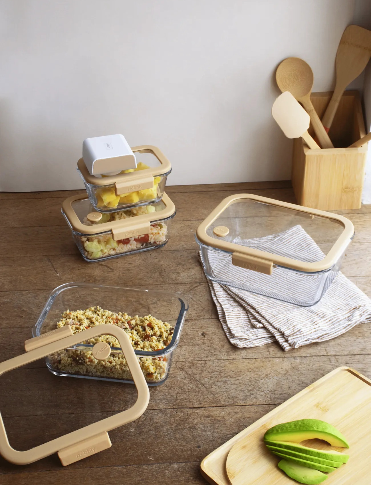 Pebbly Pebbly 5 Pcs Set : 4 Rectangular Boxes & Air Vacuum Pump, One Size, Nude, Køkkenopbevaring > Kasser Og Beholdere, Unisex