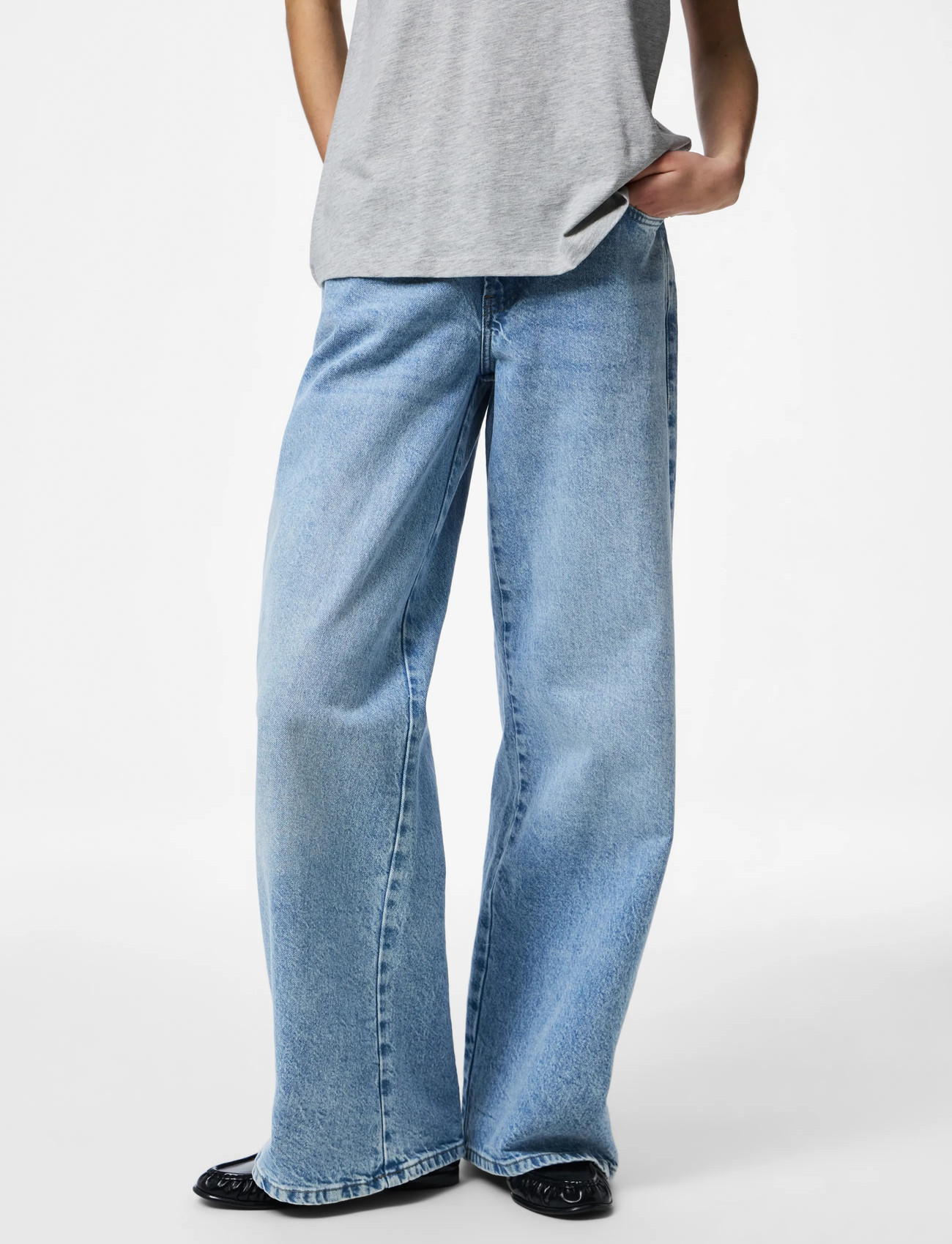 Pieces Pcselma Lw Wide Jeans Lb Noos Bc, 28 x 32, Blue, Jeans > Vidde, Dame