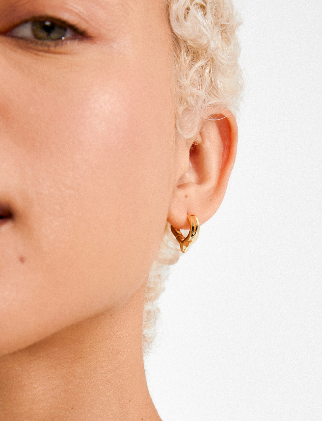 Pilgrim Iris Earrings Gold-Plated, One Size, Gold, Øreringe > Creoler, Dame