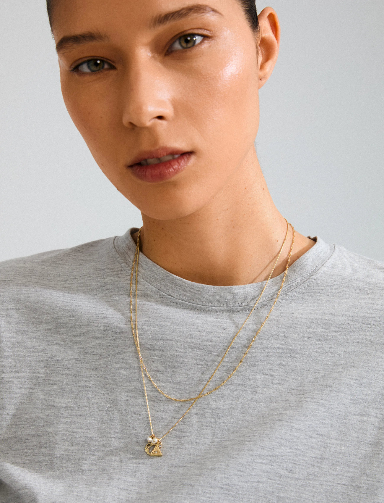 Pilgrim Between Necklace 2-In-1 Gold-Plated, One Size, Gold, Halskæder > Kædehalskæder, Dame
