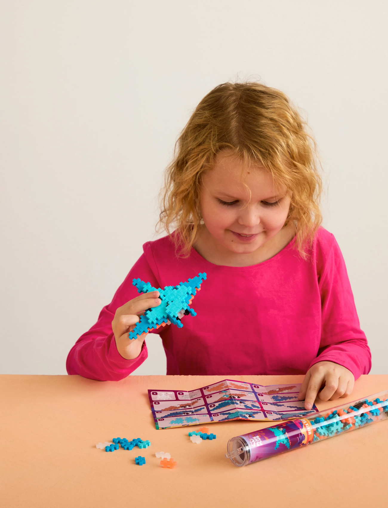 Plus-Plus Plus-Plus Manta Ray / 100 Pcs Tube, One Size, Multi/patterned, Byggesæt Og -Klodser > Byggeklodser, Børn