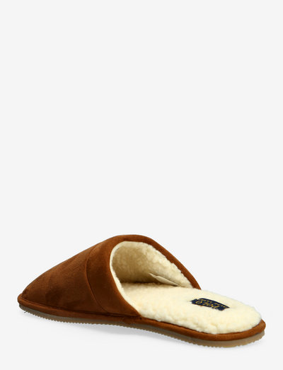 klarence microsuede scuff slipper