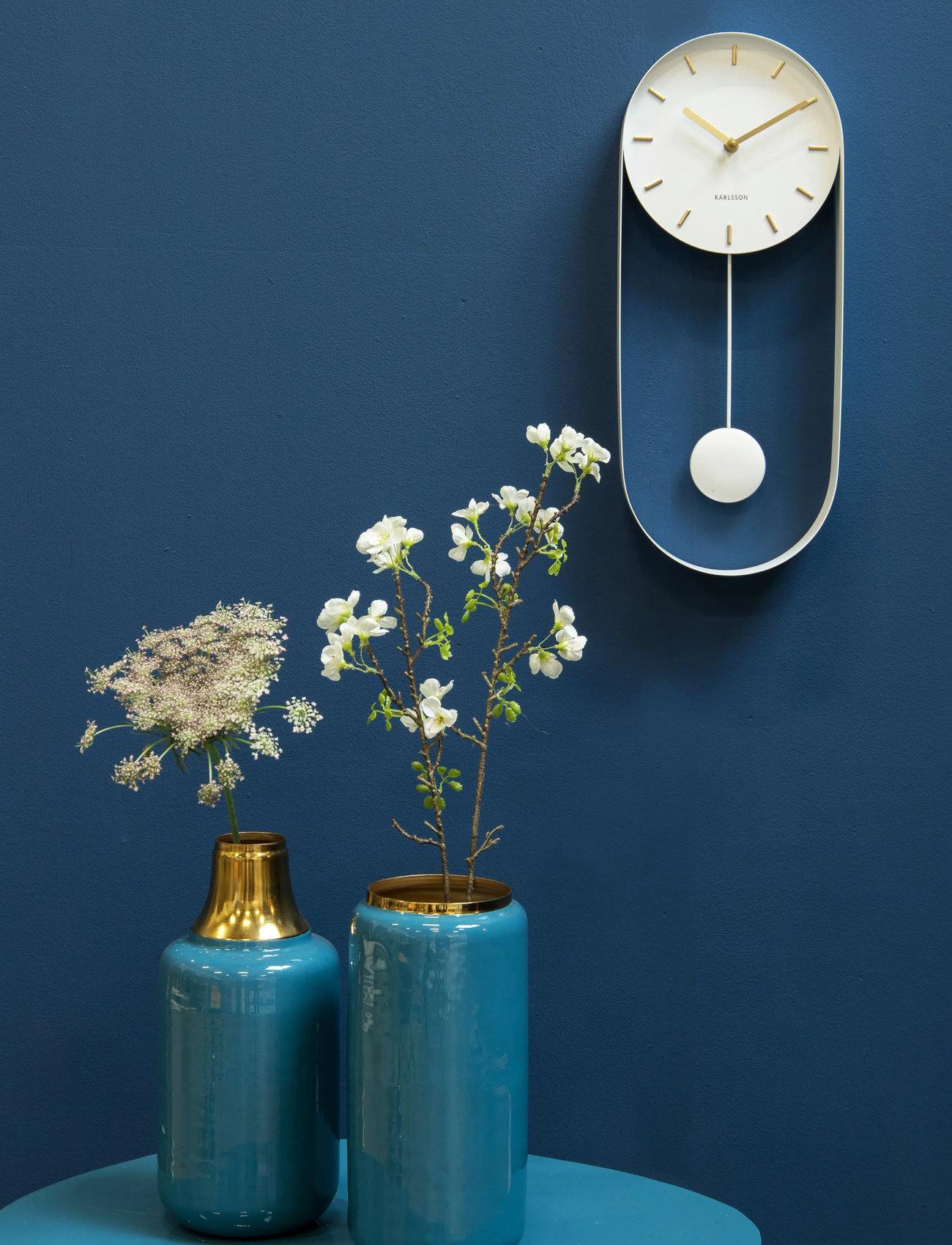 KARLSSON Wall Clock Pendulum Charm Steel White, 32.5X20X5 cm, White, Ure > Vægure, Unisex