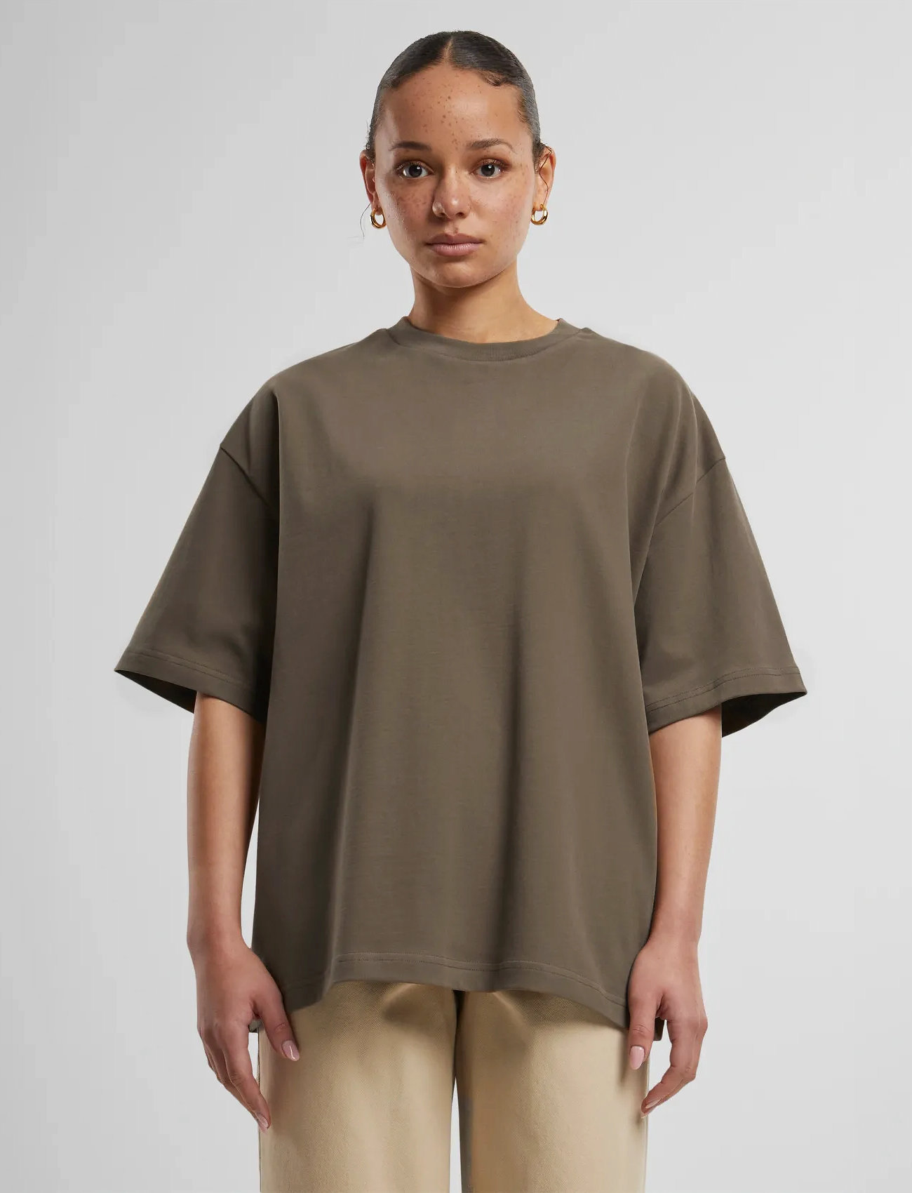 Prohibited Oversized Tee, M, Khaki green, T-Shirts > Kortærmede, Herre