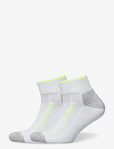 PUMA PERFORMANCE TRAIN QUARTER 2P - ankle socks - white