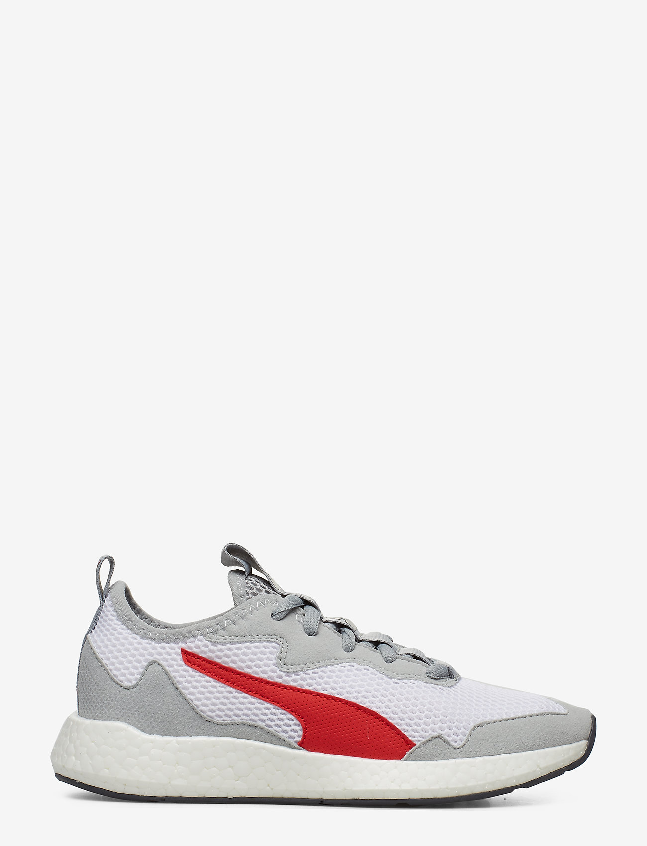 puma white training shoes