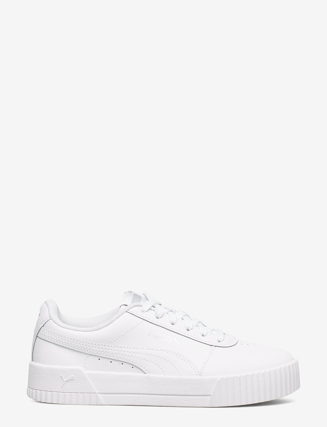 puma white and silver shoes