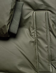 Rains - Puffer Jacket - down- & padded jackets - 03 green - 5