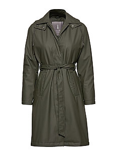 rains w coat
