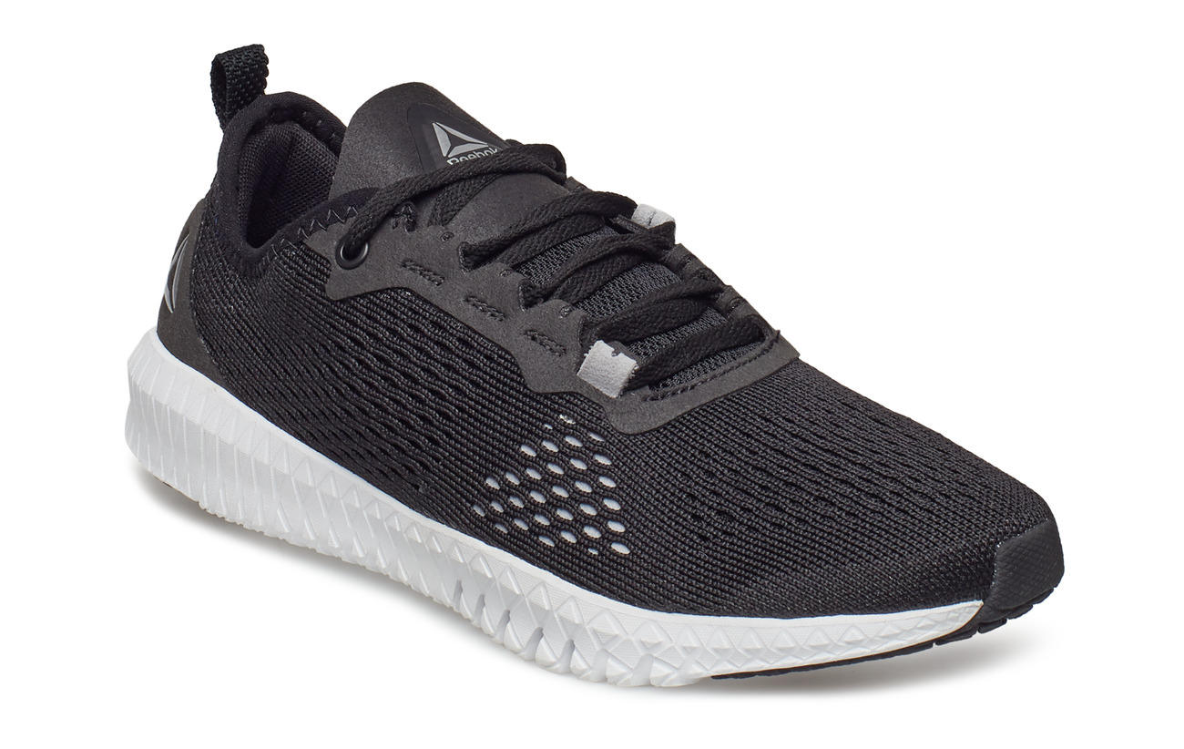 reebok flexagon black