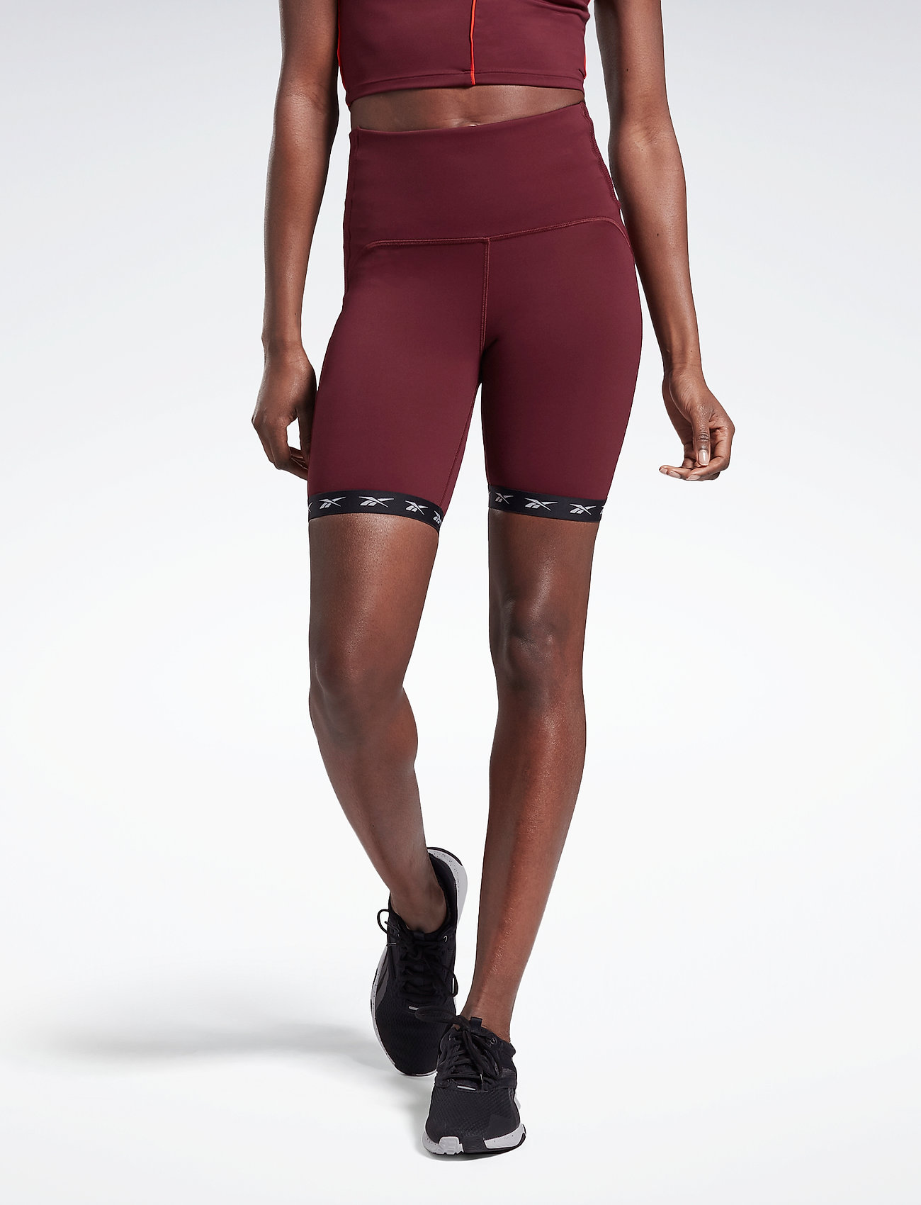 maroon bike shorts