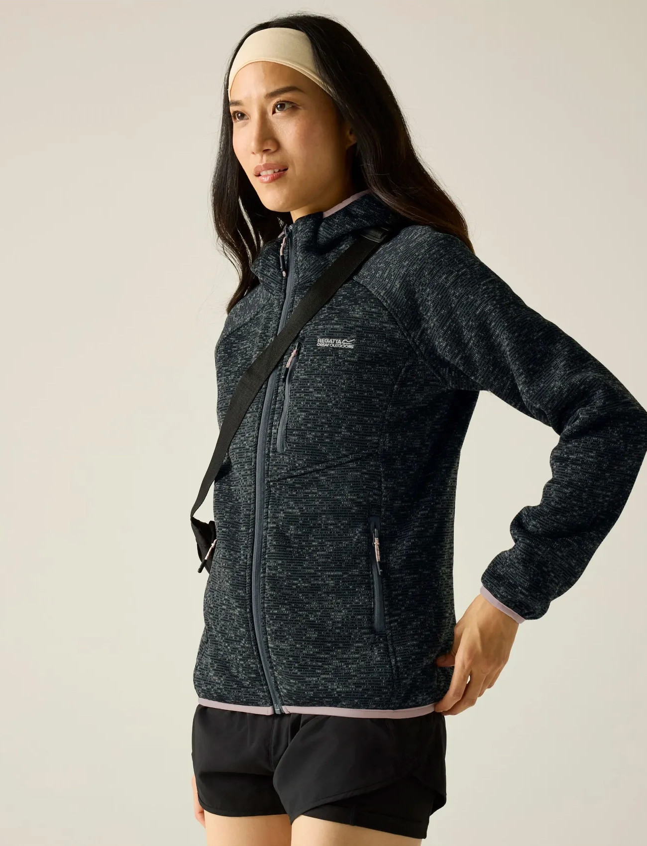 Regatta Womens Hooded Newhill, XS, Black, Sport Clothing > Sport Fleeces & Midlayers, Dame